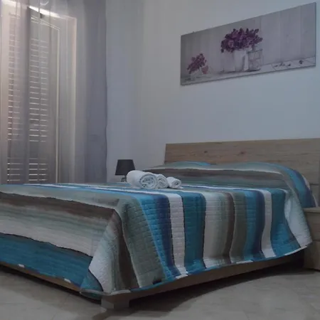 Alojamento de Acomodação e Pequeno-almoço Vista D'amare